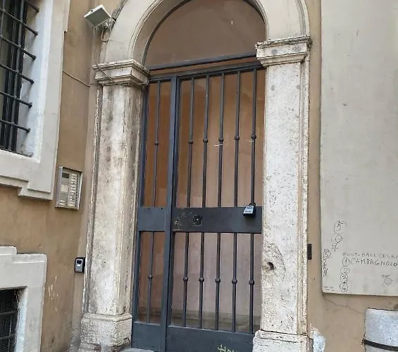Apartment Design Trevi Fountain Rome