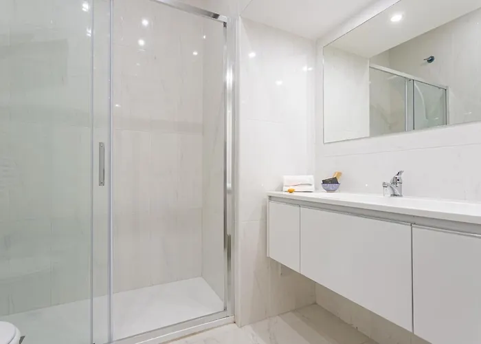 Design Trevi Fountain Apartment *